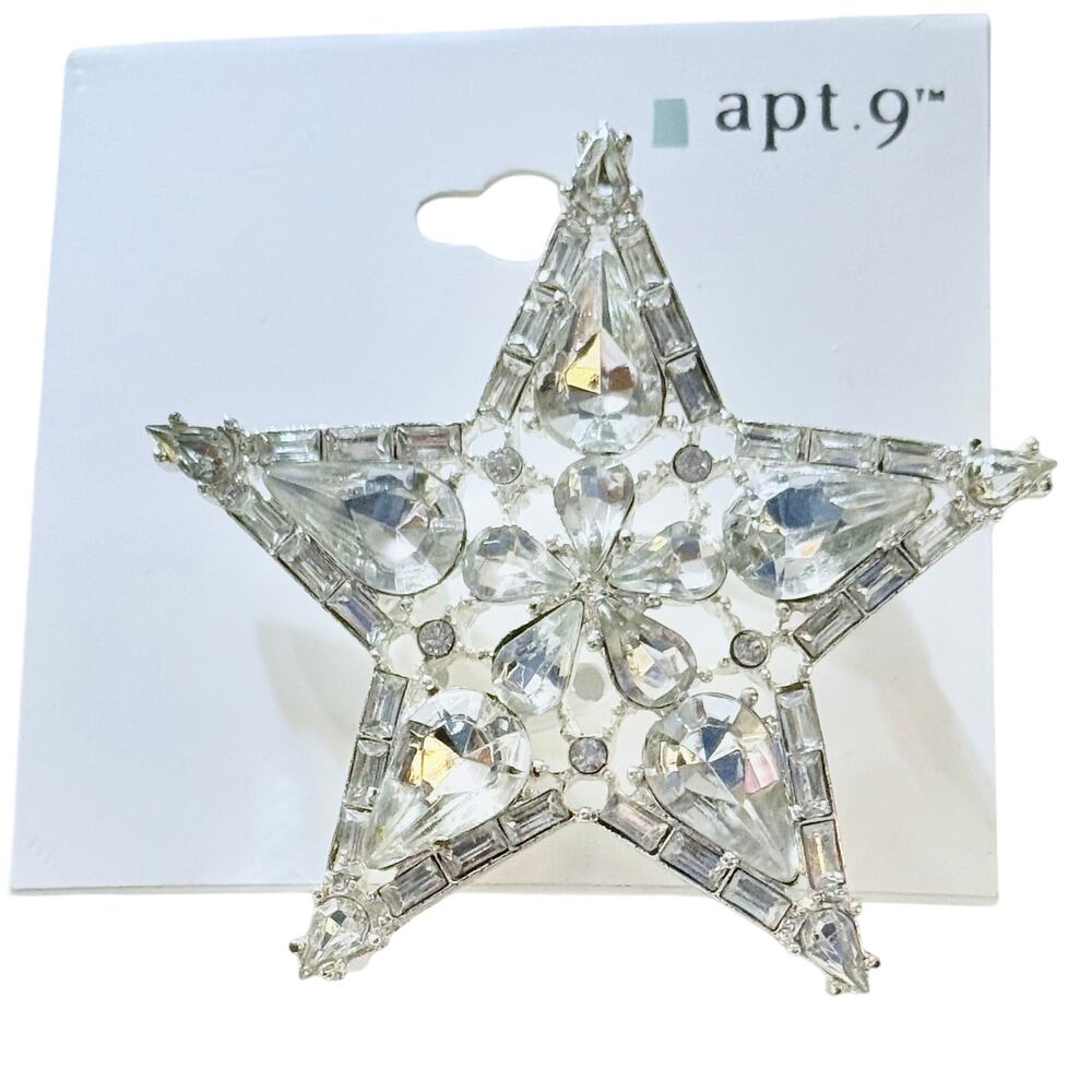 Apt. 9 Large Rhinestone Star Brooch – Silver Tone – New on Card
